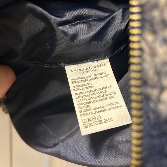 NWT American Eagle Sherpa Zip-Up Jacket Plaid - Picture 7 of 10